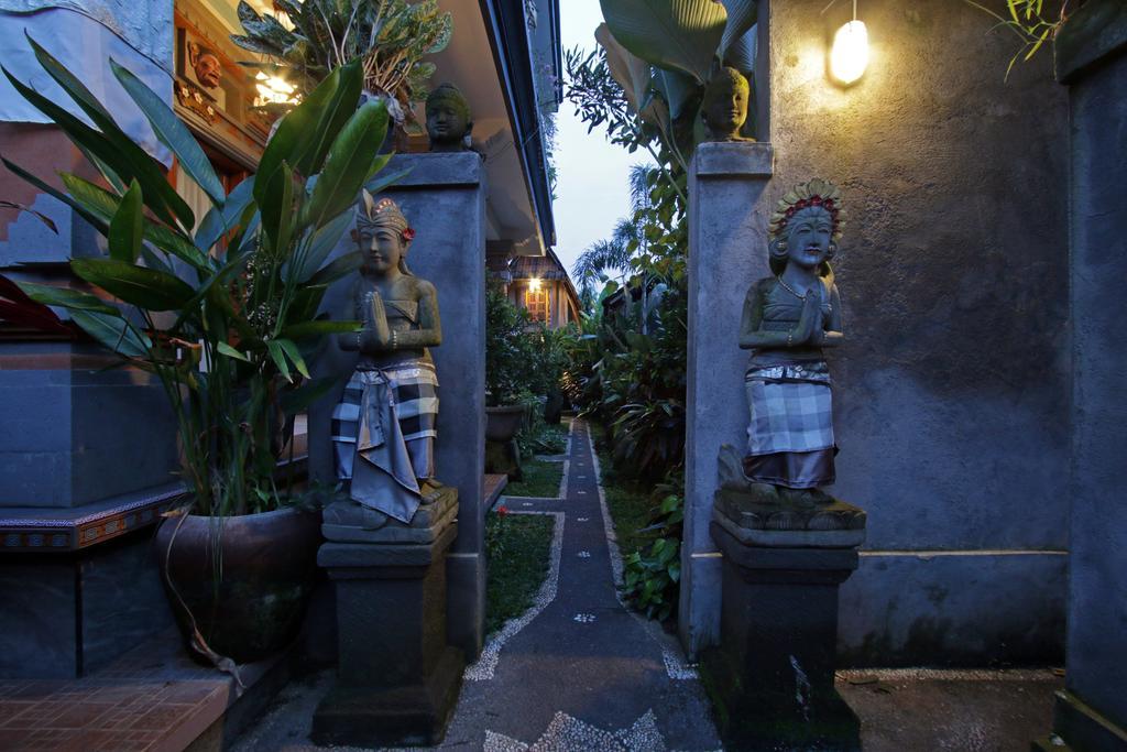 Loris Homestay Ubud Dış mekan fotoğraf