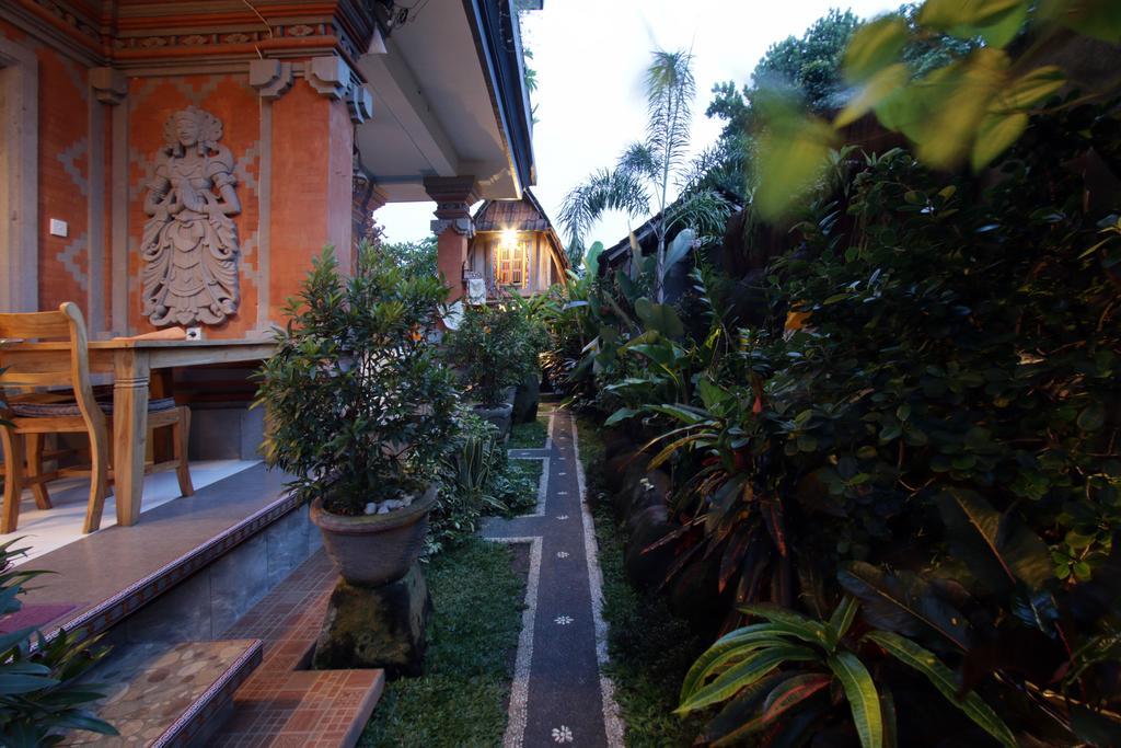 Loris Homestay Ubud Dış mekan fotoğraf